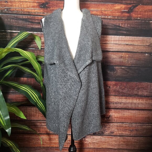 Eddie Bauer L Angora Rabbit Blend Draped Sweater Vest Gray Cable Knit - Picture 8 of 11